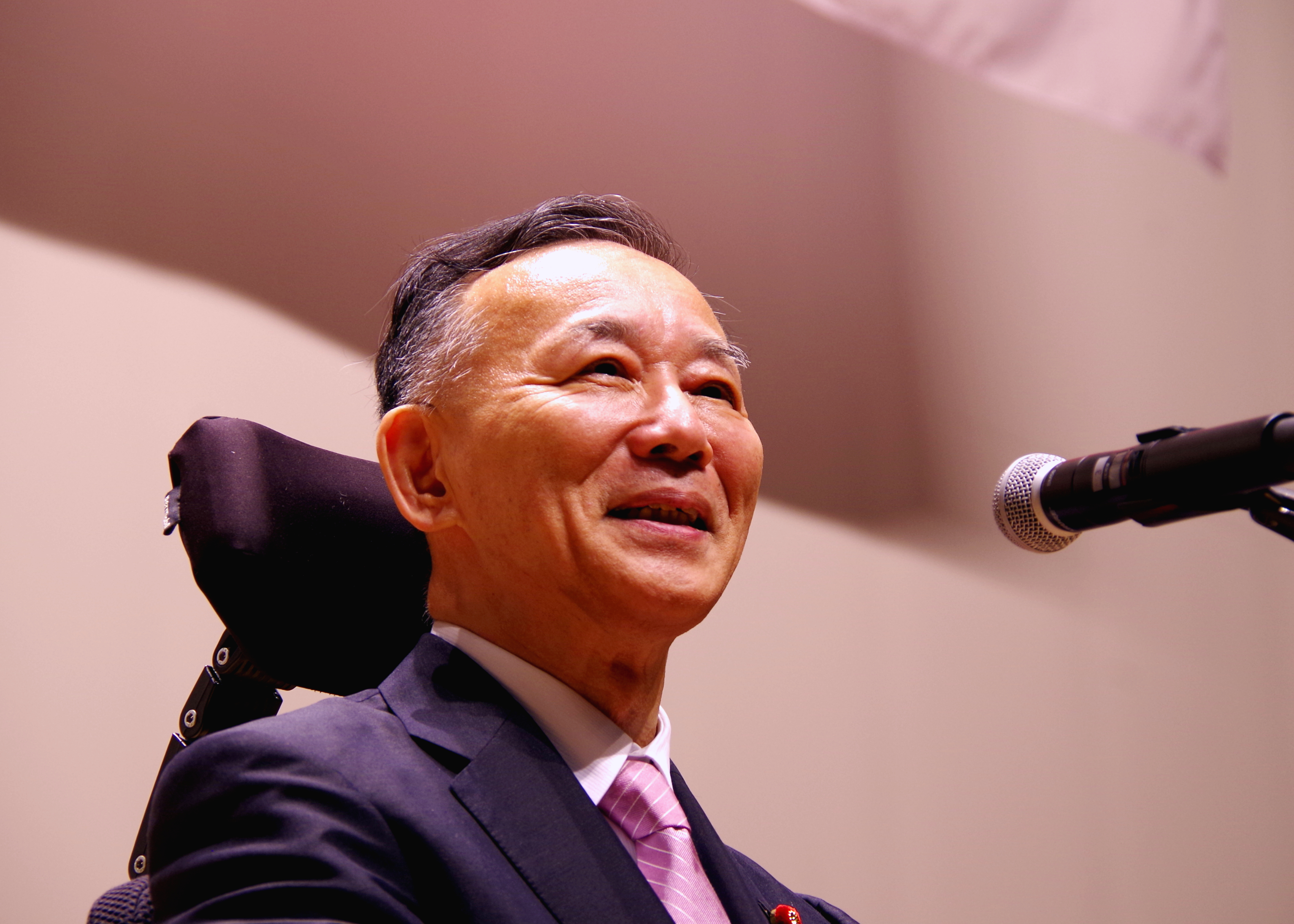 谷垣禎一氏